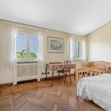 Katerna Lux House