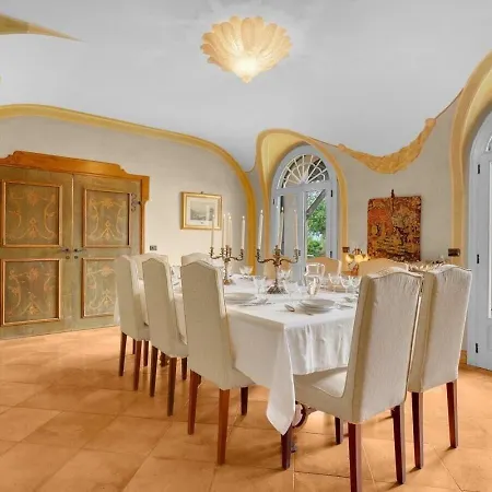Katerna Lux House *